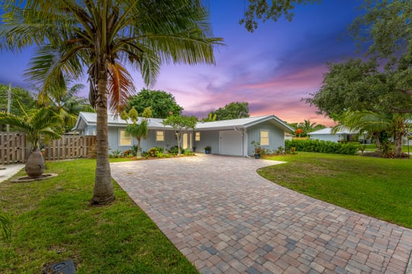 Just Listed- Modern Tequesta Home